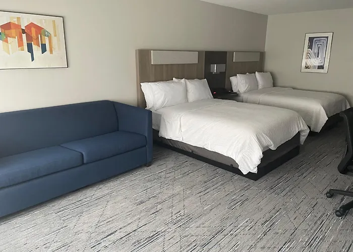 Holiday Inn Express & Suites Muskegon - Grand Haven By Ihg