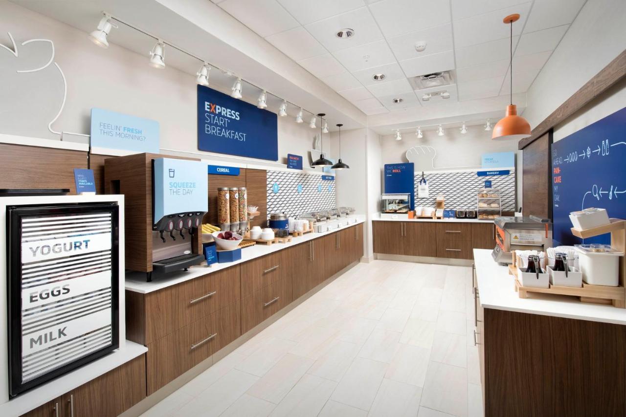 Express & - Grand Haven By Ihg