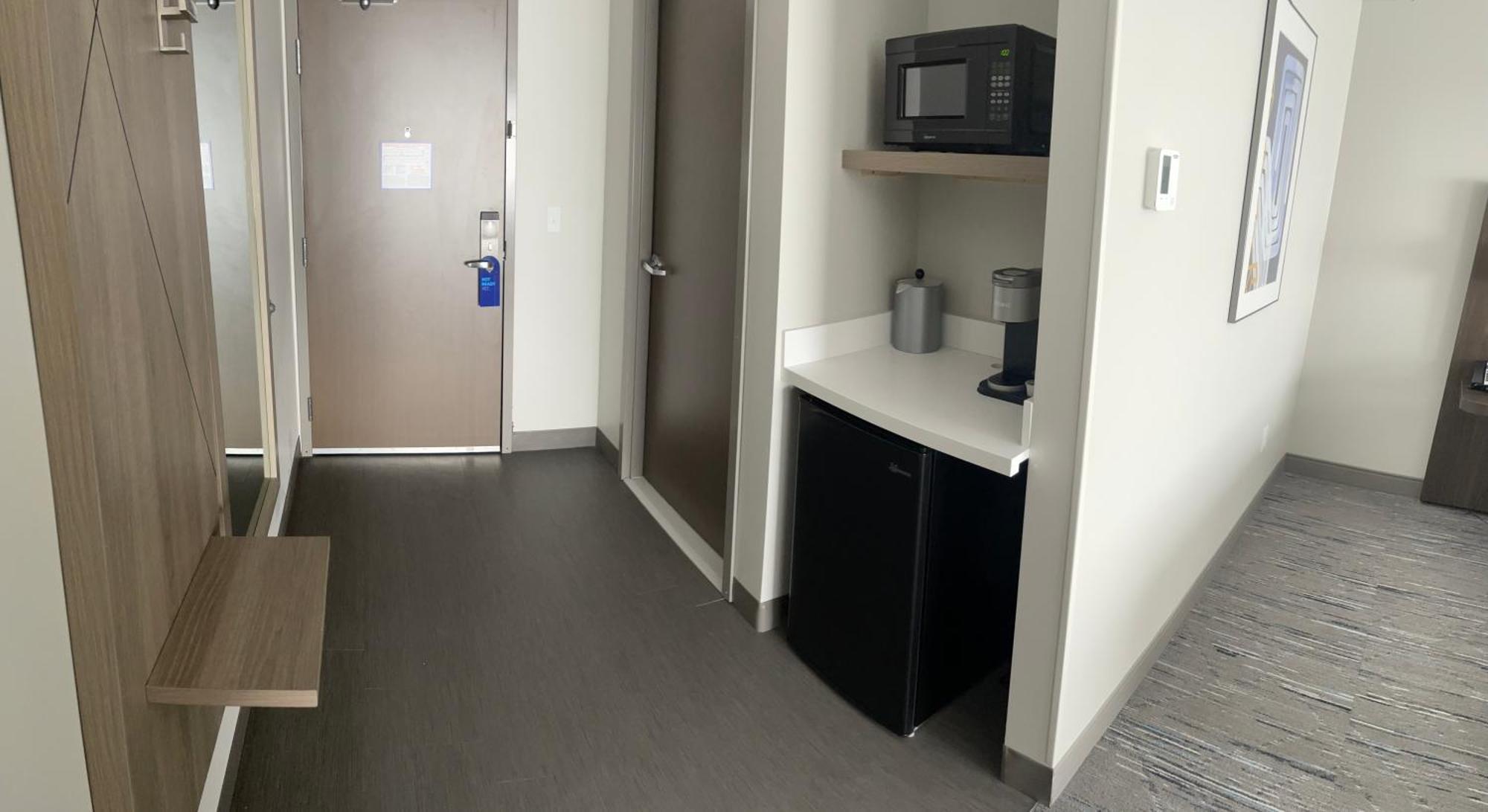 Express & - Grand Haven By Ihg Hotel 3*