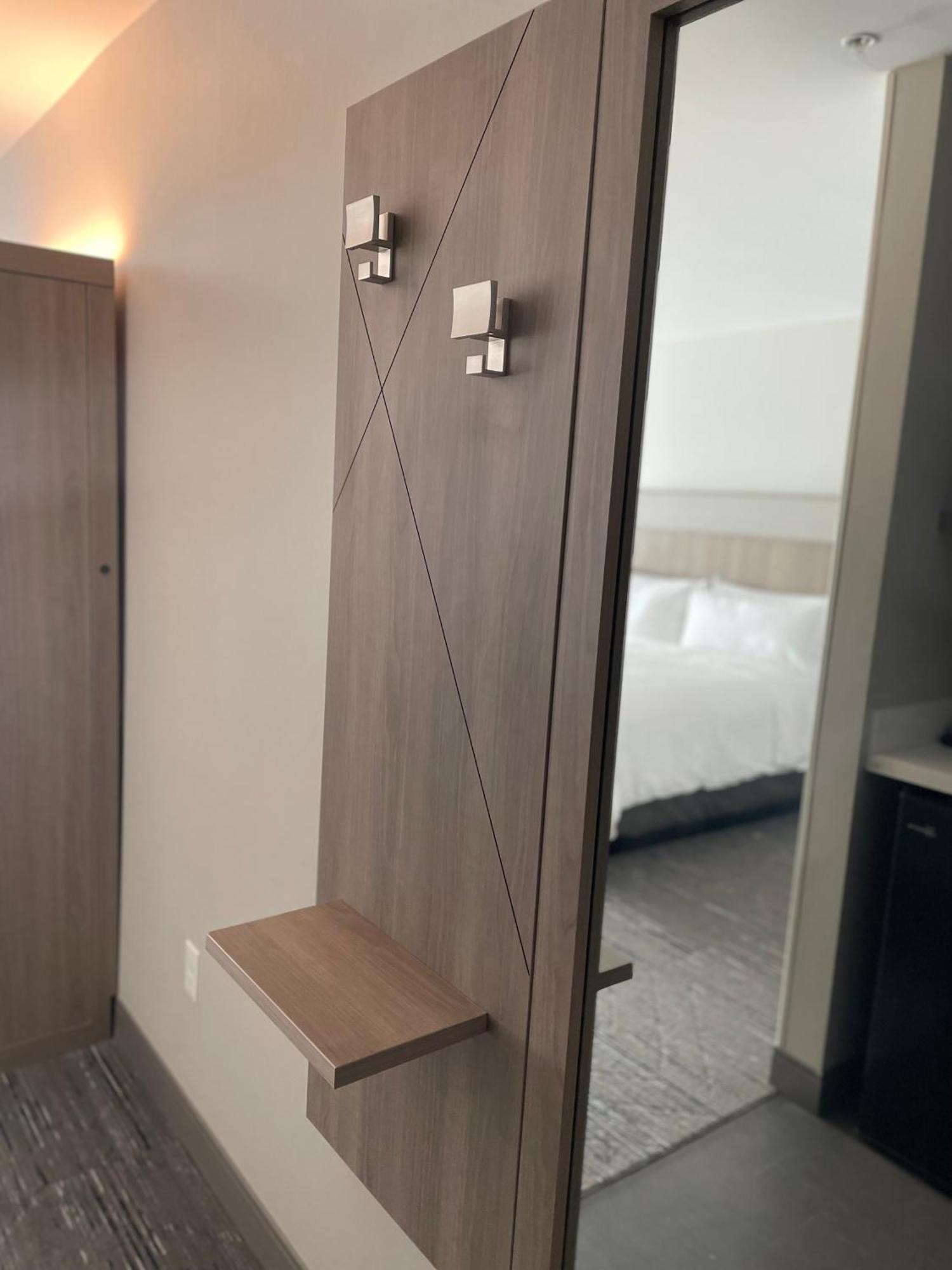 Express & - Grand Haven By Ihg Hotel Muskegon