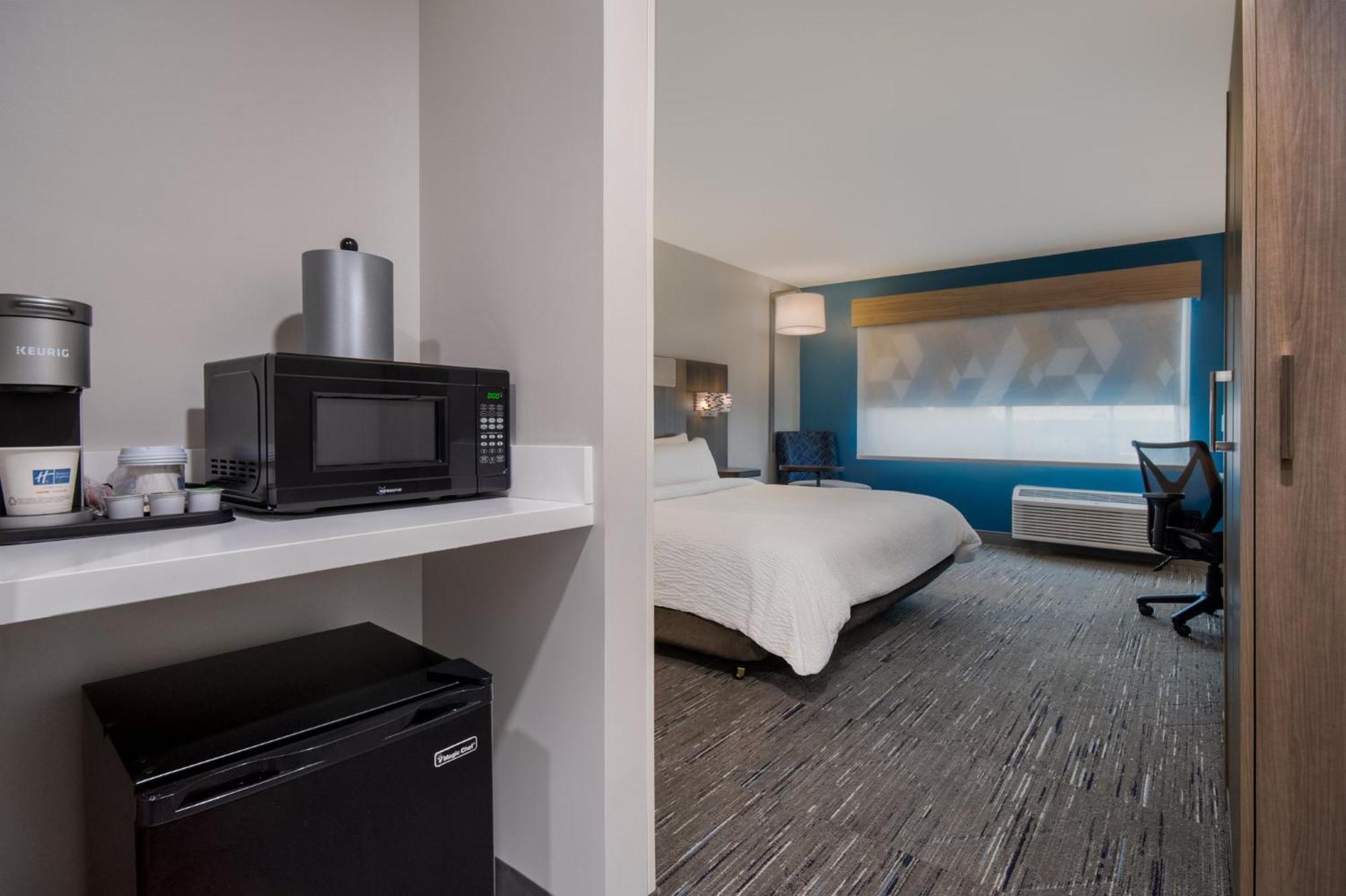 Express & - Grand Haven By Ihg